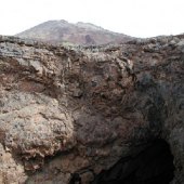 2002-01 Cuevas Negras