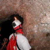 2002-04 Cueva de Los Roques